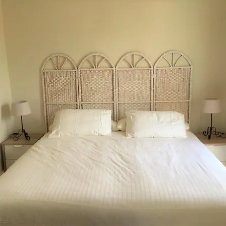 Plaza De Naranjos Apartment Marbella